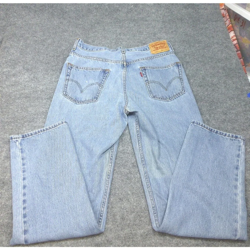 90's Levis 550 Relaxed Fit Jeans Mens 34x34 Light Wash Blue Denim